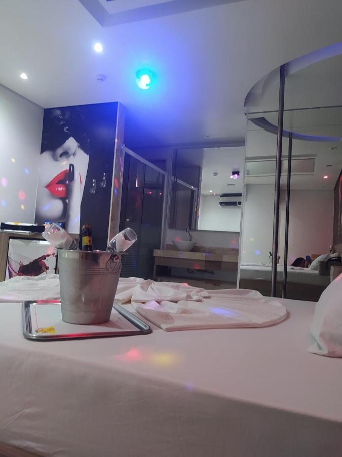Motel La Folia Ribeirão Preto Dış mekan fotoğraf
