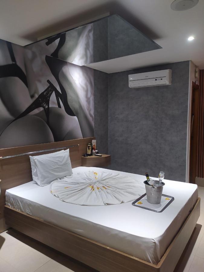 Motel La Folia Ribeirão Preto Dış mekan fotoğraf