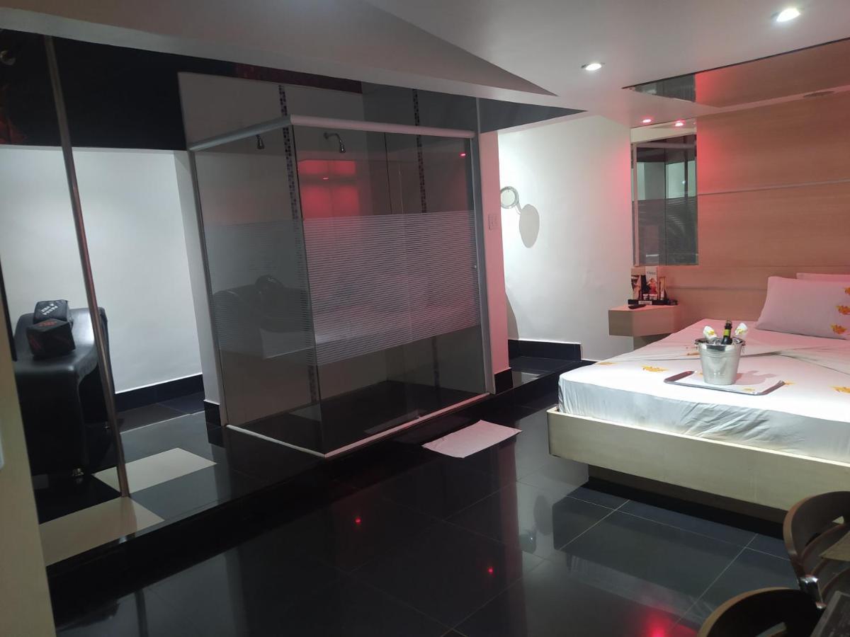 Motel La Folia Ribeirão Preto Dış mekan fotoğraf