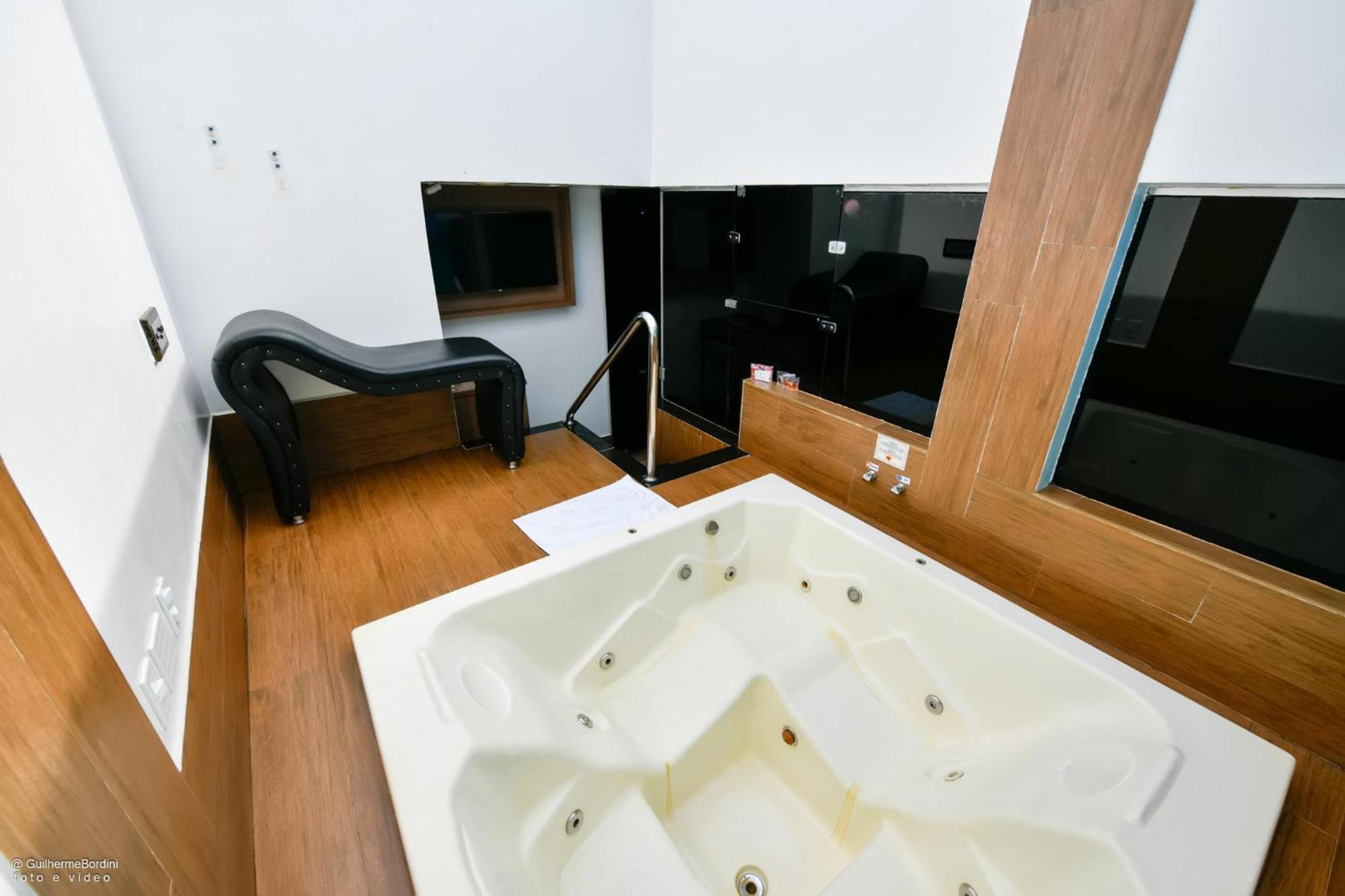 Motel La Folia Ribeirão Preto Dış mekan fotoğraf
