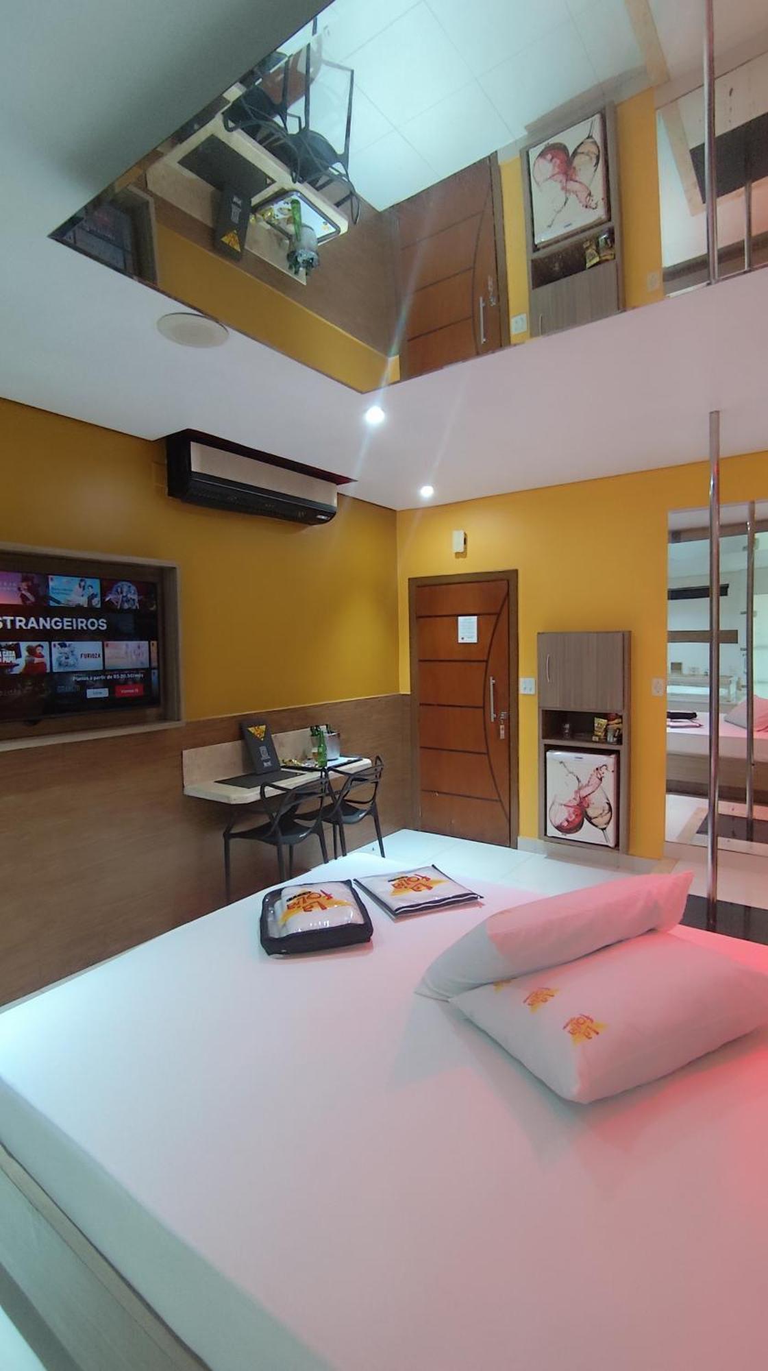 Motel La Folia Ribeirão Preto Dış mekan fotoğraf